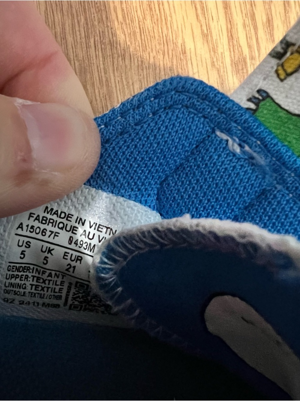 Converse Kids White Canvas Sneakers with Dinosaur Print size 5 toddler - Picture 6 of 11